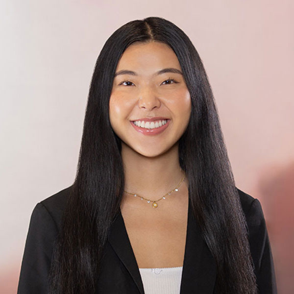 Grace Wang headshot