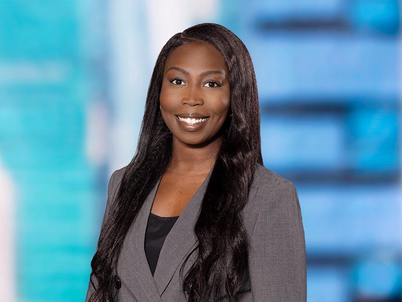 Stella Gore Professional Headshot Mintz