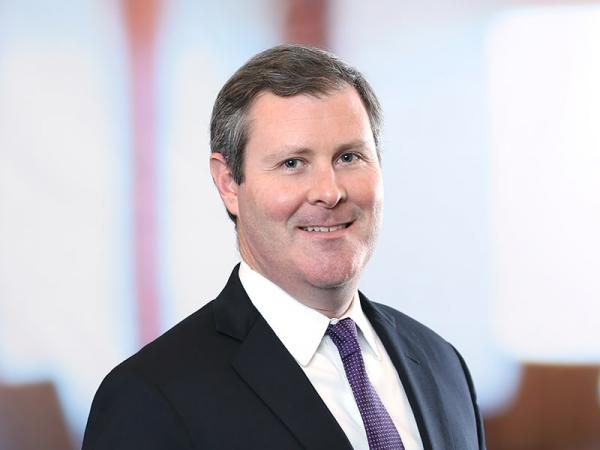 Professional Cropped Dunphy Brian Mintz