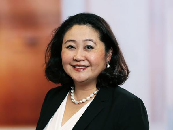 Professional Cropped Shieh Newton Terri Mintz