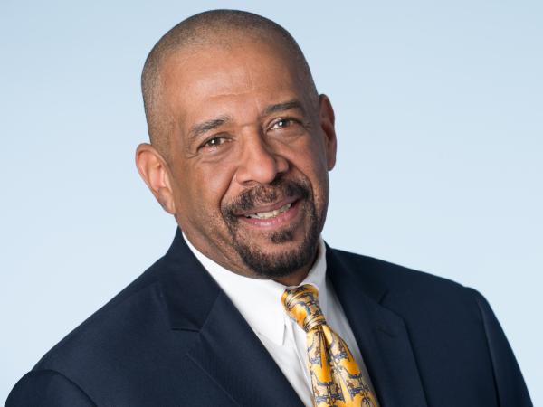 Thomas Dickerson Headshot