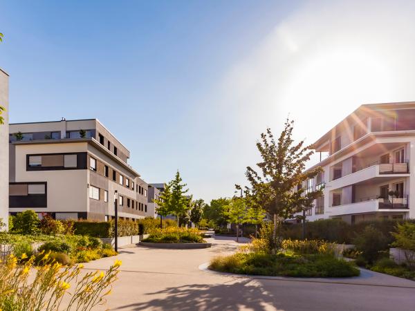 Developer Overcomes Title Challenge to Complete 2,000-Unit Village