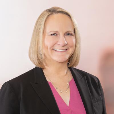 McAhren_Kristen_Professional_Cropped