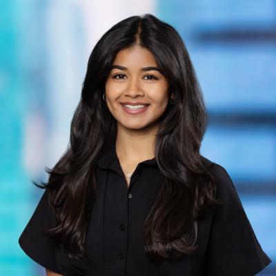 Karamchandani_Neelam_Professional_Cropped